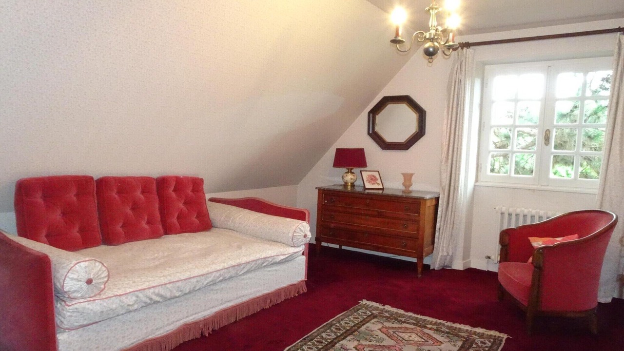 Photo of Livingroom in Le Rosais-La Flourie