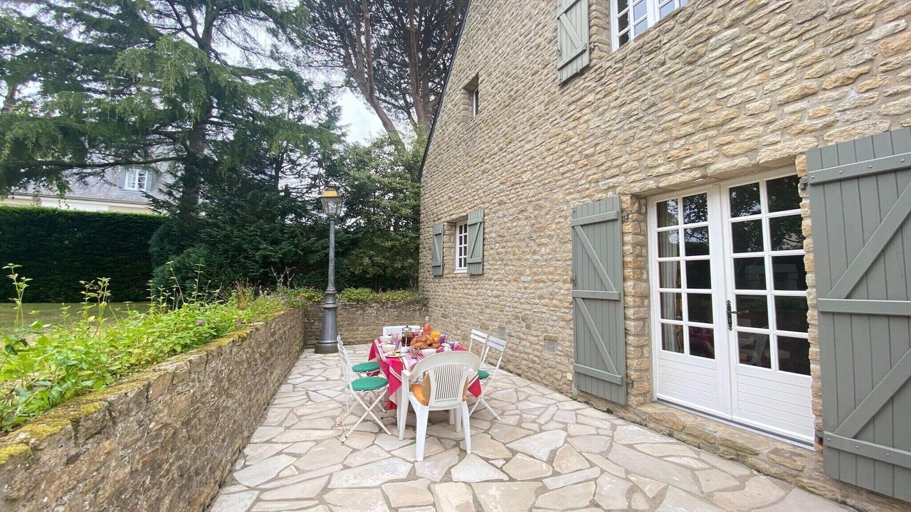 Photo of Patio Balcony in Le Rosais-La Flourie