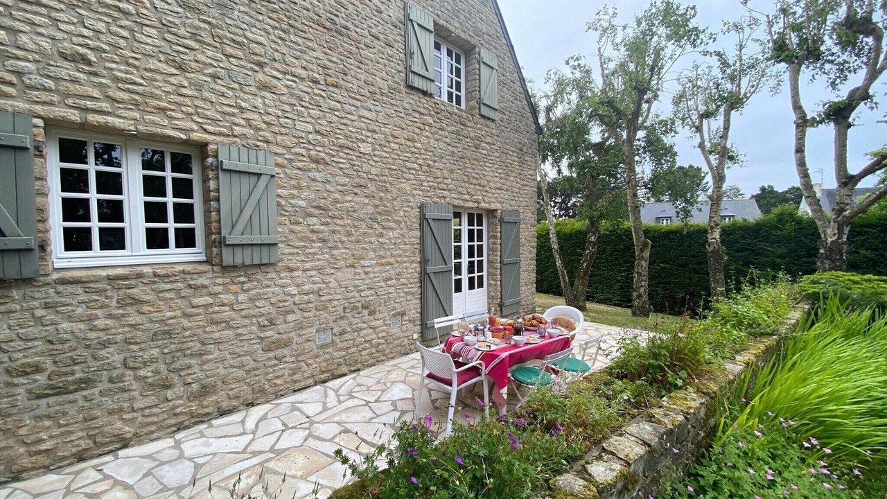 Photo of Patio Balcony in Le Rosais-La Flourie