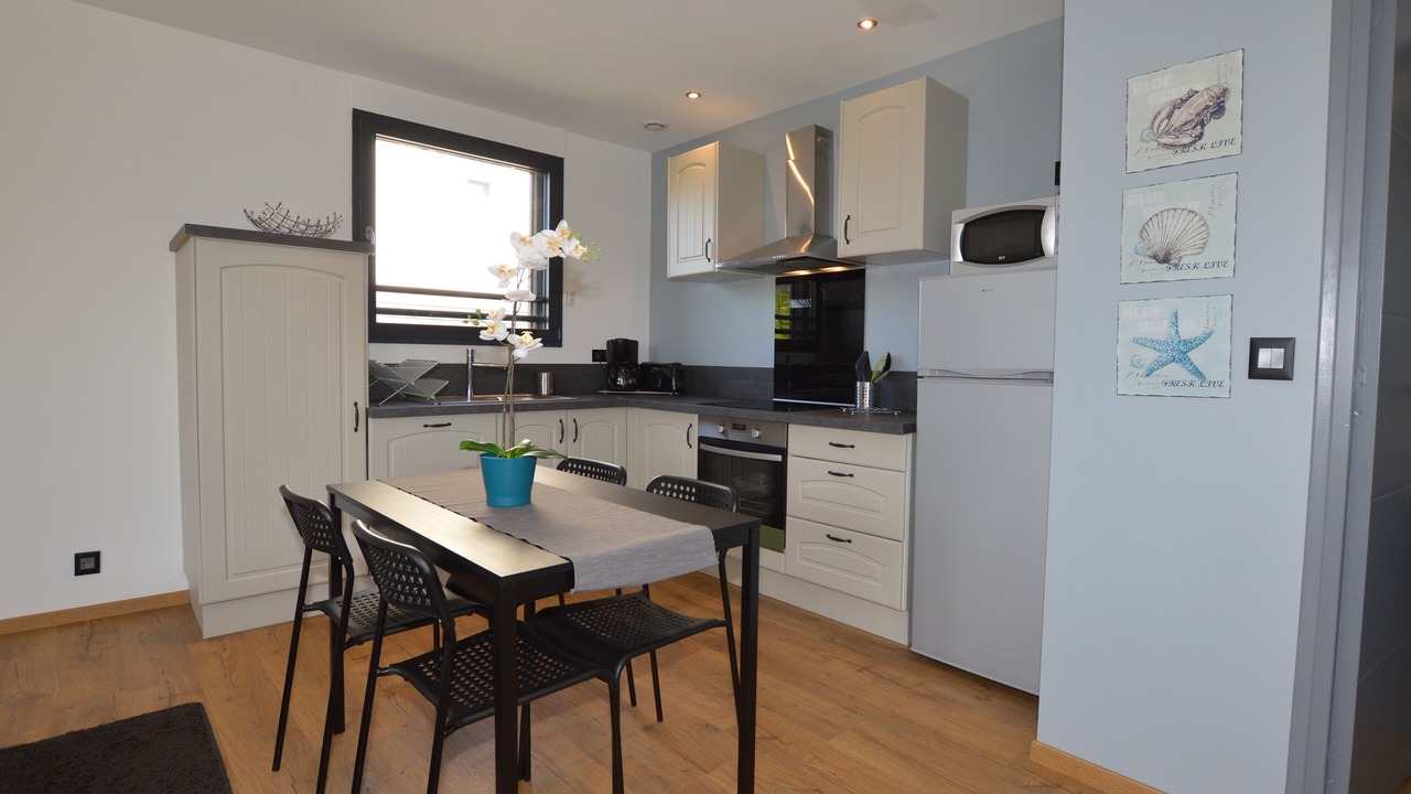 Photo of Kitchen in Saint-Coulomb