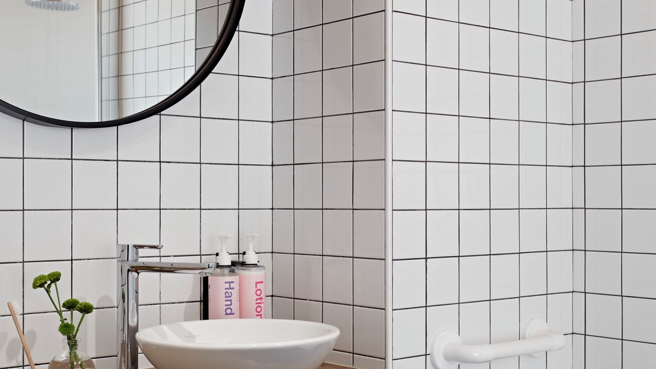 Photo of Bathroom in Issy-les-Moulineaux