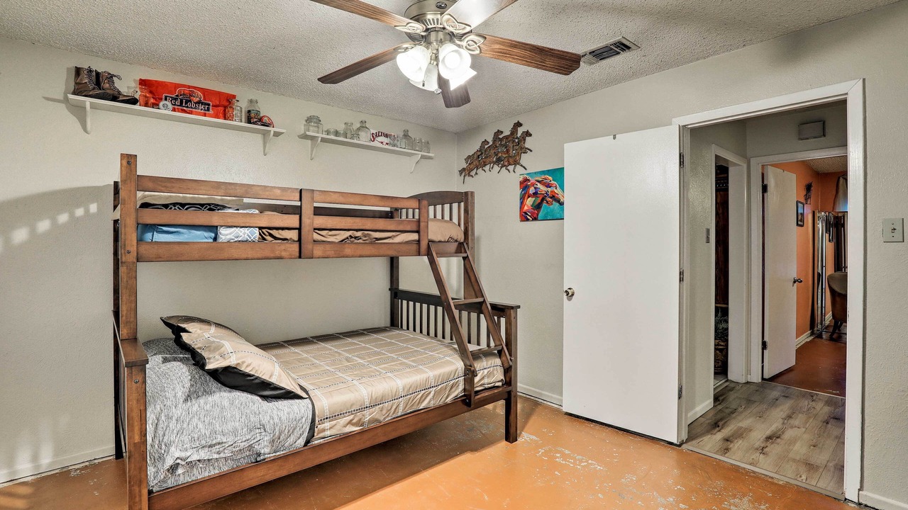 Photo of Bedroom in West Arlington