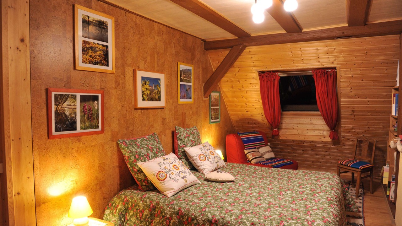 Photo of Bedroom in Thanville