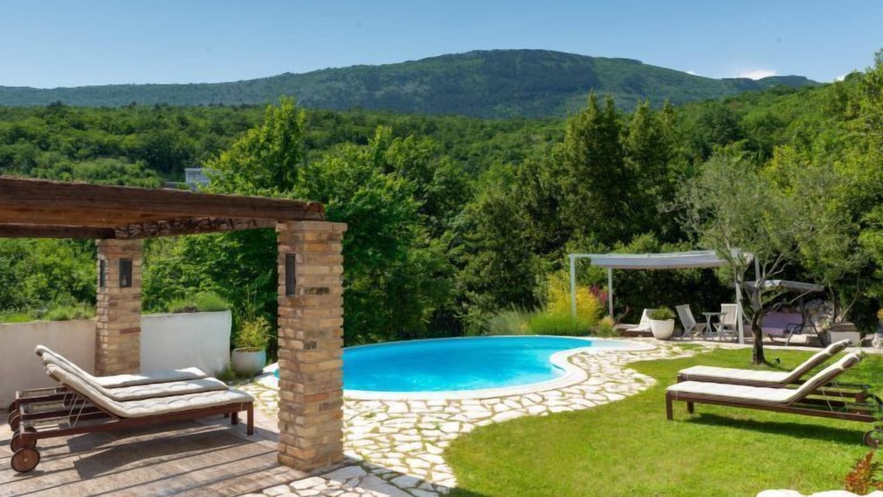 Photo of Outdoor in Zagore