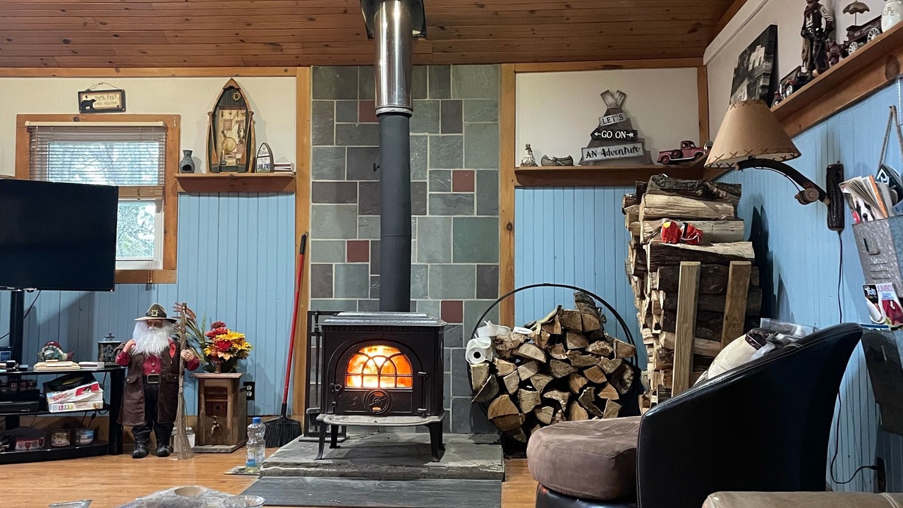 Photo of Bedroom in Roscoe