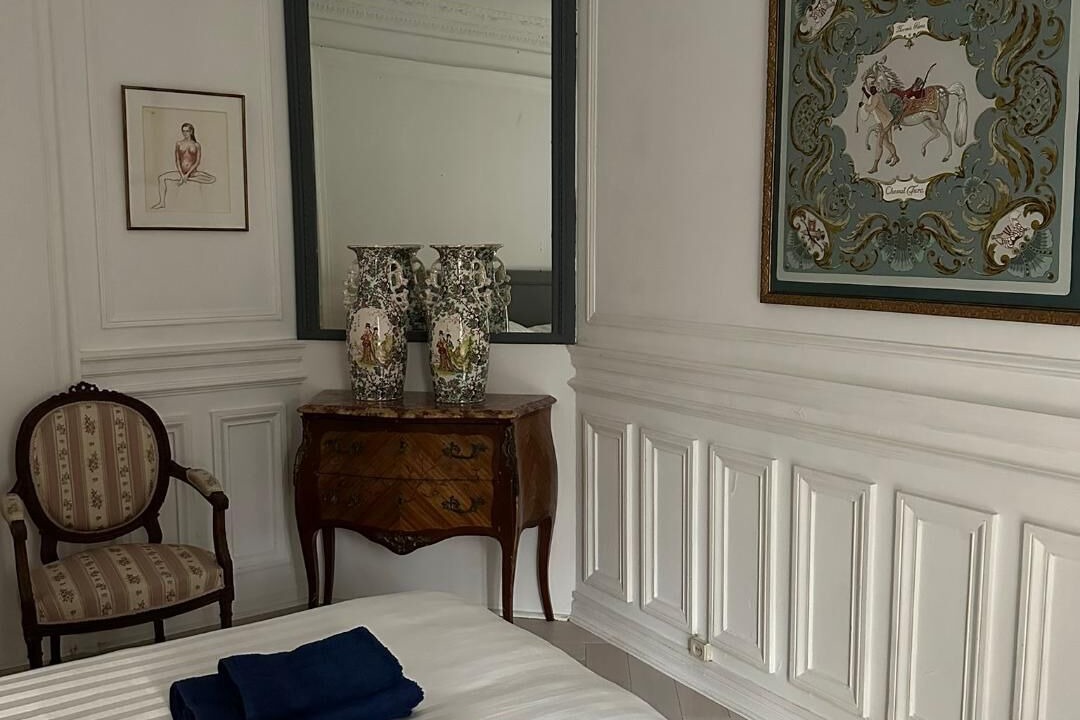 Photo of Bedroom in 16th Arrondissement