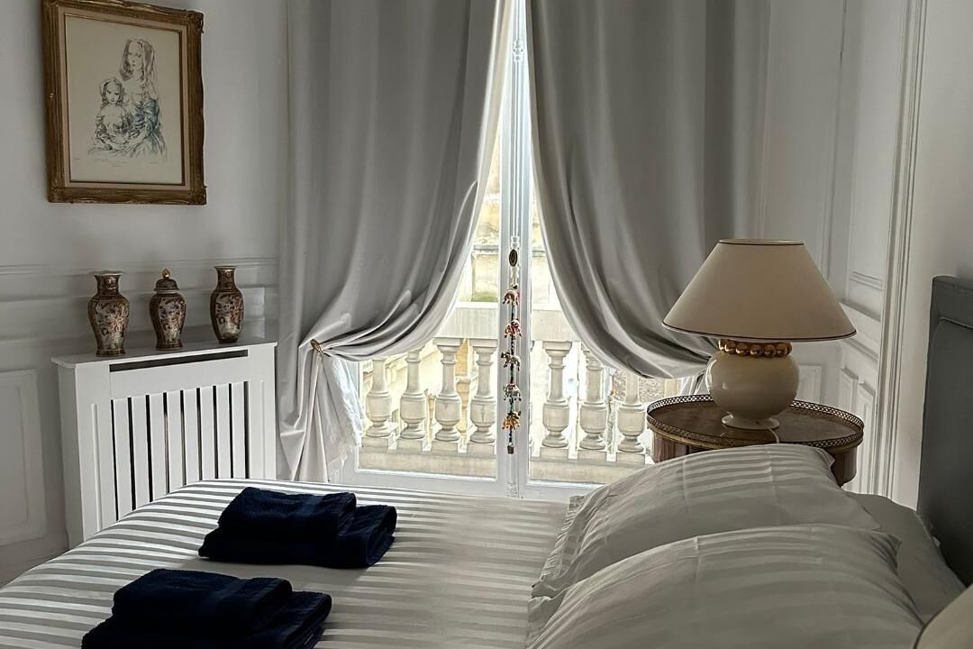 Photo of Bedroom in 16th Arrondissement