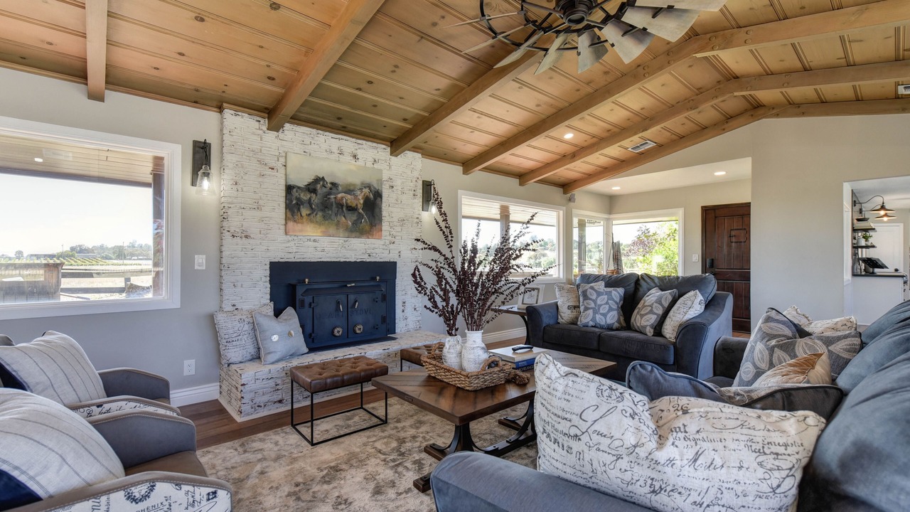 Photo of Livingroom in Placerville