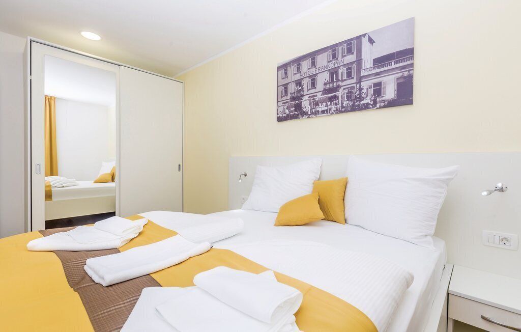 Photo of Bedroom in Punat