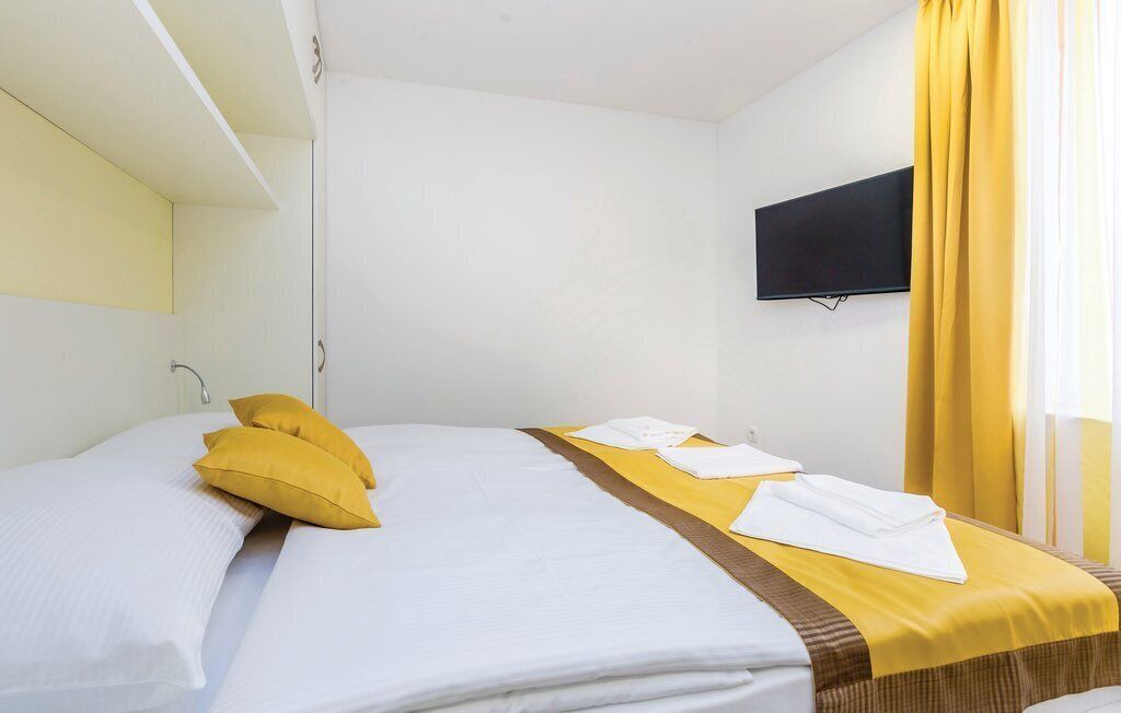 Photo of Bedroom in Punat