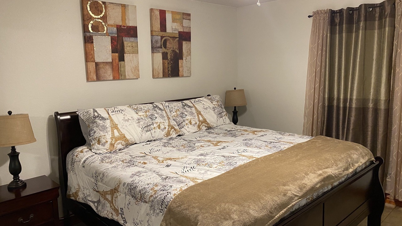 Photo of Bedroom in Southeast Houston