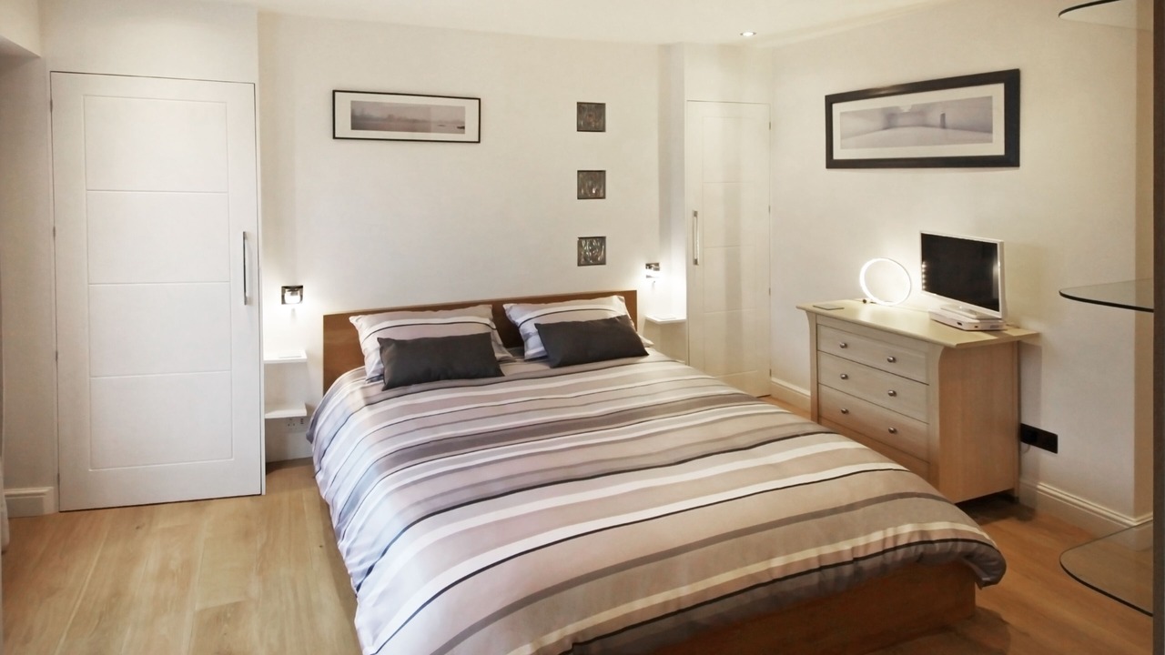 Photo of Bedroom in Hook Norton