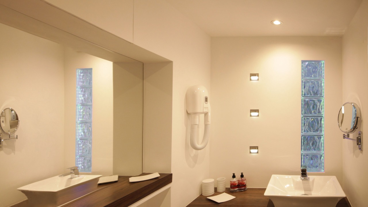 Photo of Bathroom in Hook Norton