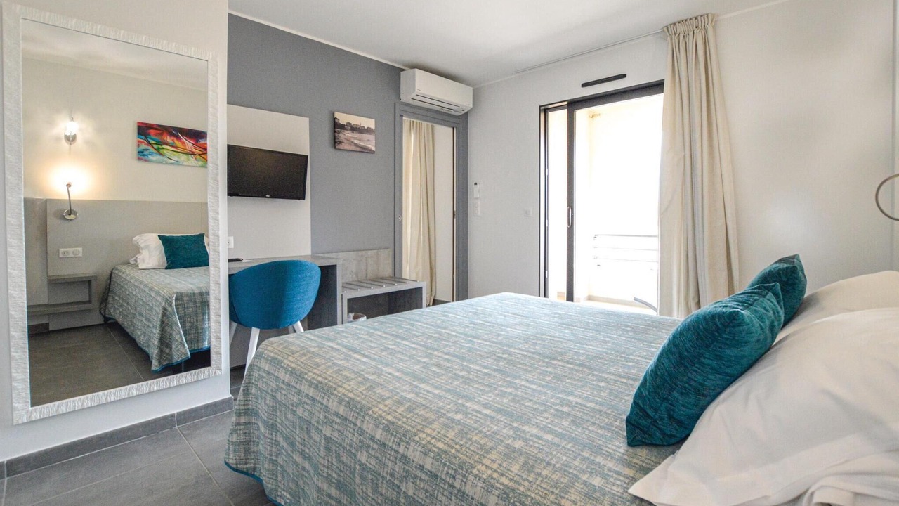 Photo of Others in Algajola