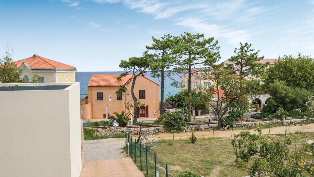 Photo of Bedroom in Algajola