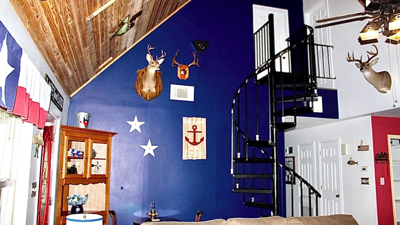 Photo of Livingroom in Jewett