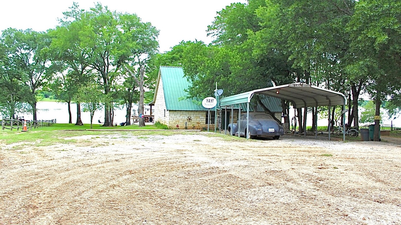 Photo of Others in Jewett