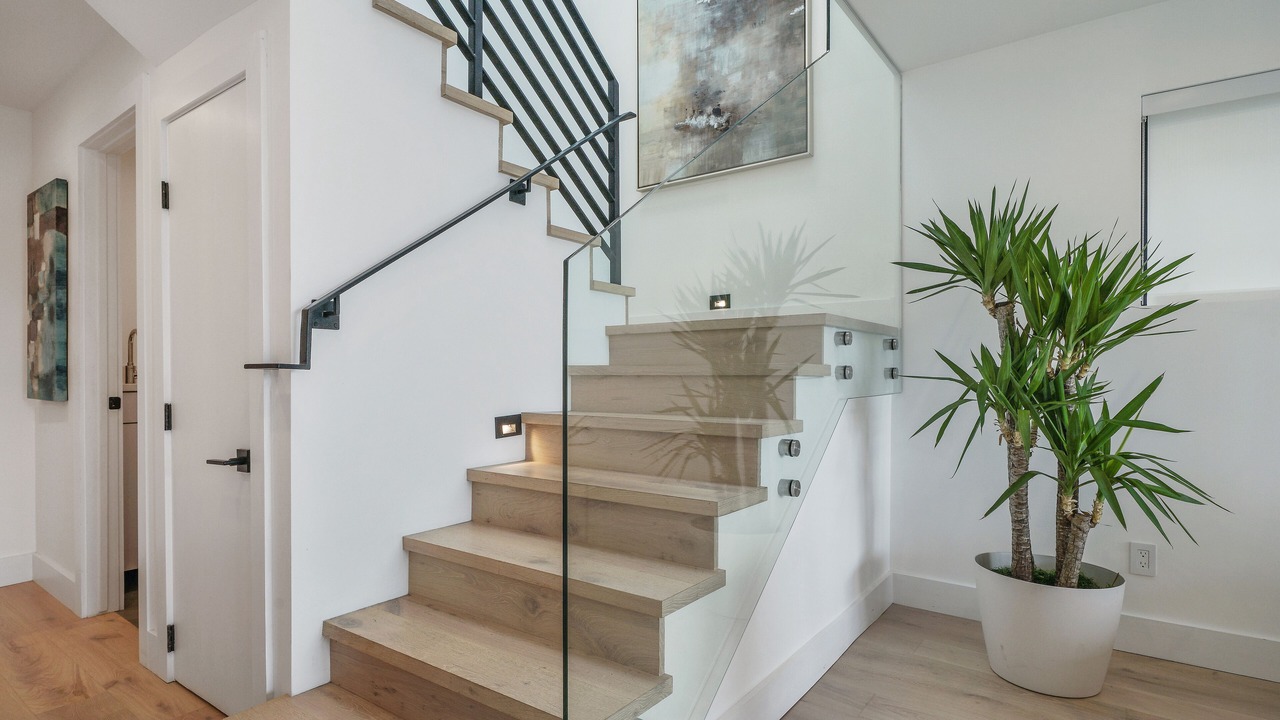 Photo of Others in Forest Knolls