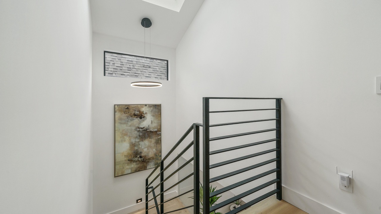 Photo of Others in Forest Knolls