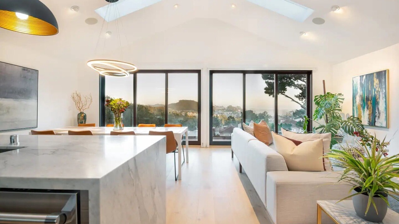 Photo of Livingroom in Forest Knolls