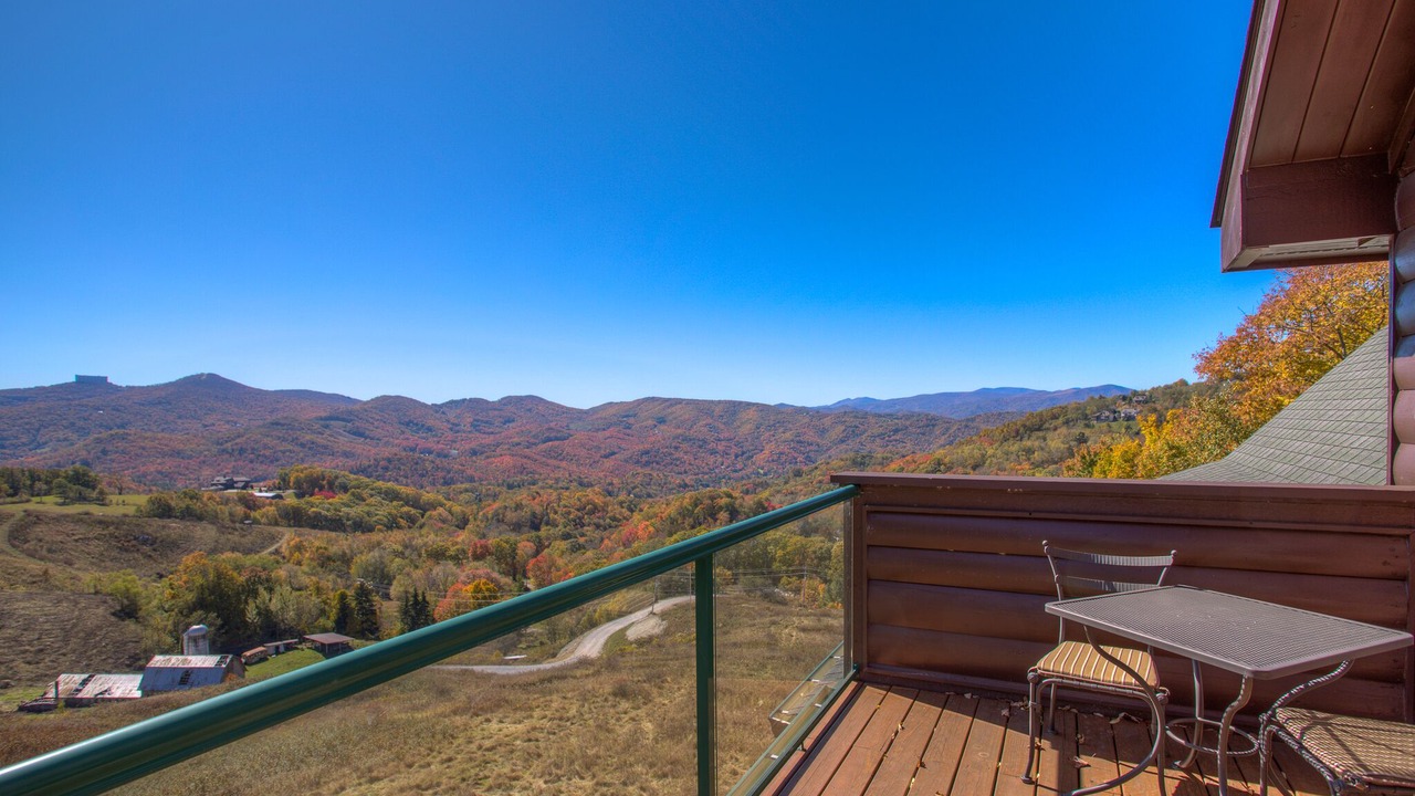 Photo of Patio Balcony in Banner Elk