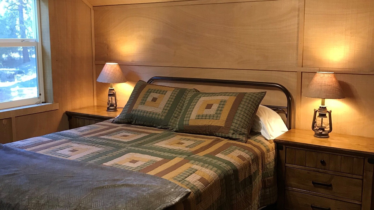 Photo of Bedroom in Ashland