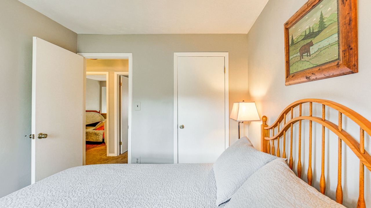 Photo of Bedroom in Seven Springs