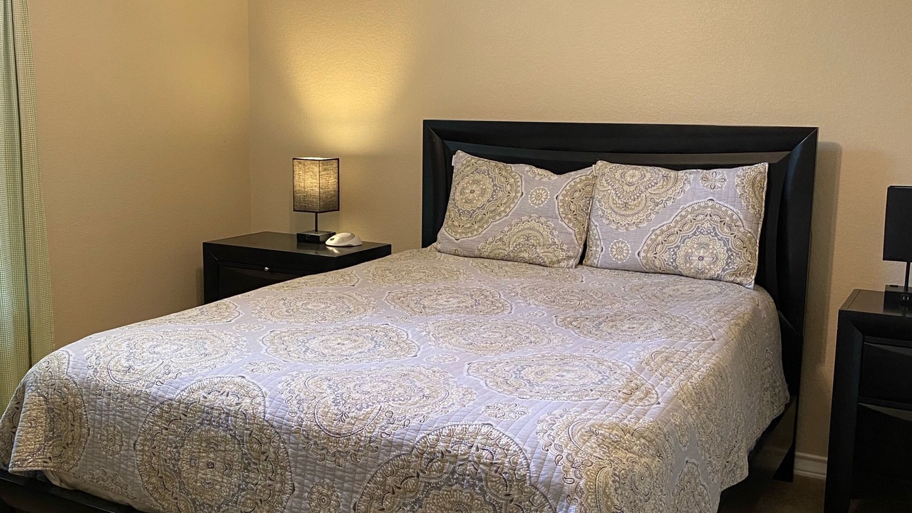 Photo of Bedroom in McNeil