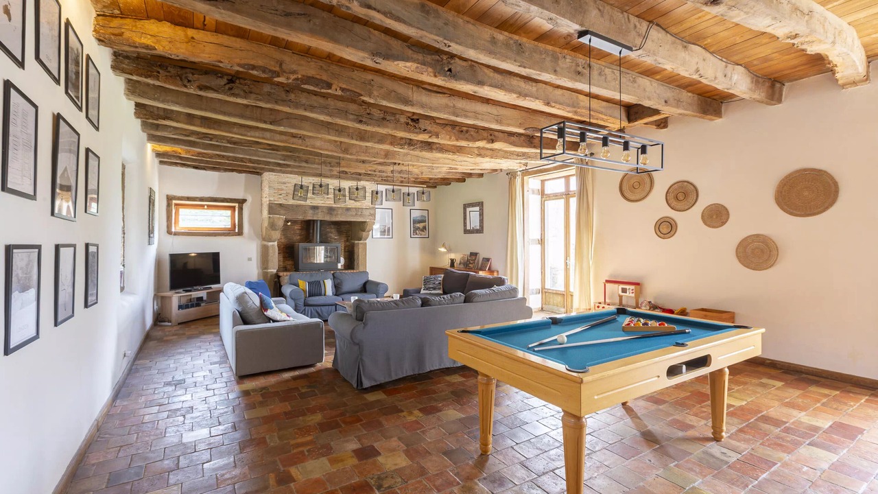 Photo of Livingroom in Pace