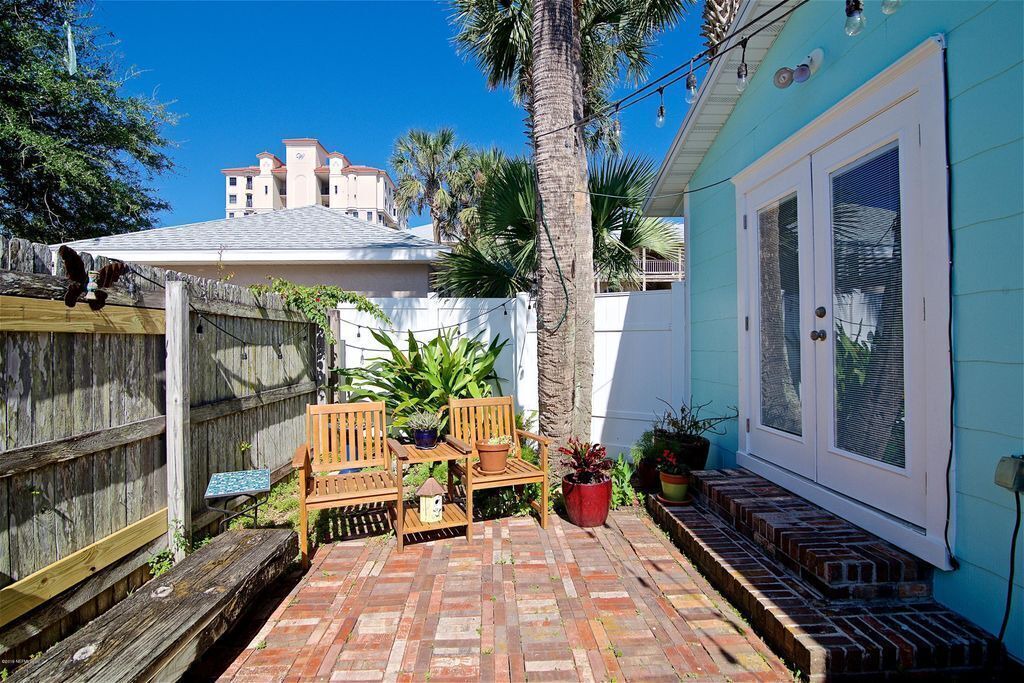 Photo of Others in Jacksonville Beach