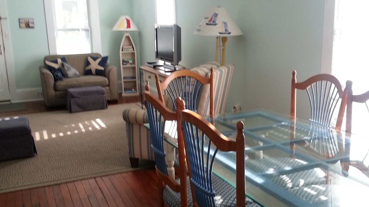 Photo of Livingroom in Jacksonville Beach