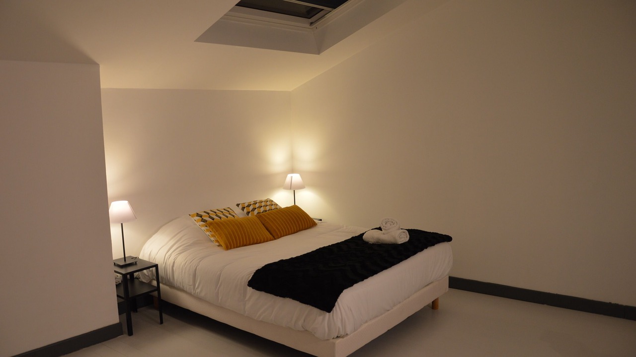 Photo of Bedroom in Trevoux