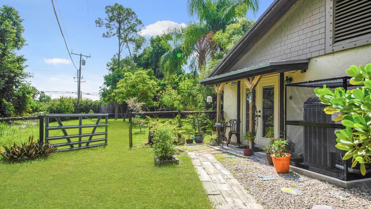 Photo of Patio Balcony in Lake Worth