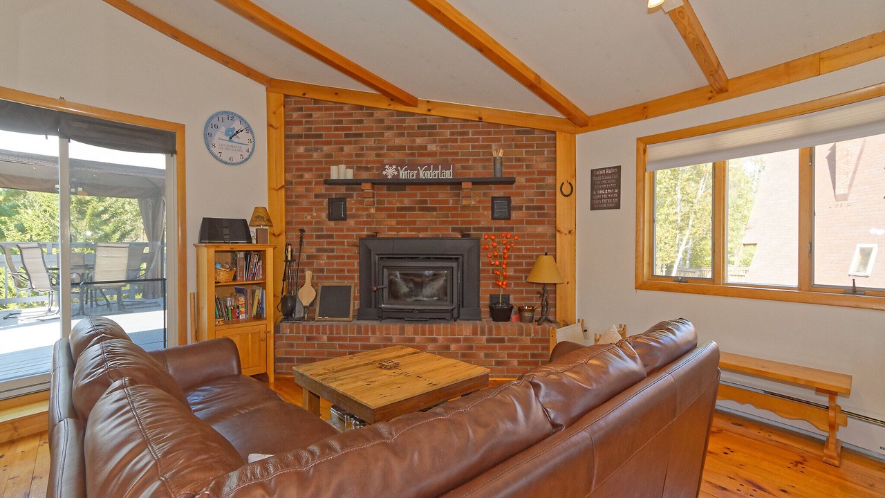 Photo of Livingroom in North Creek