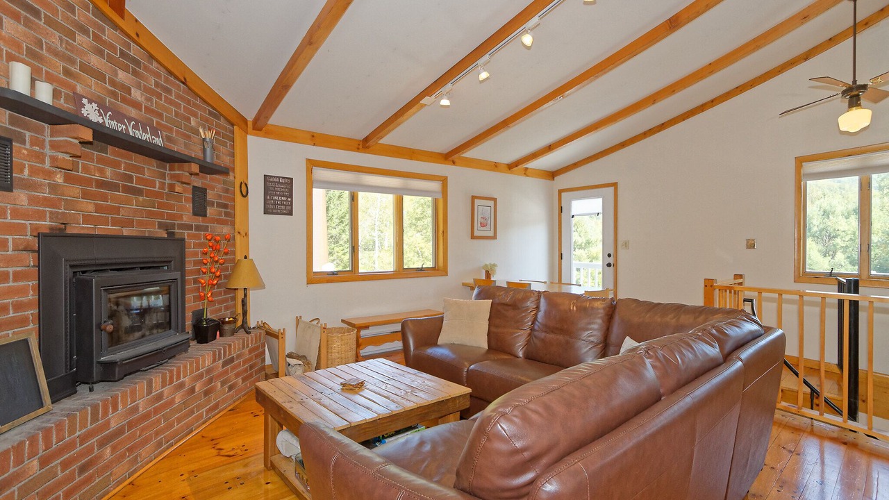 Photo of Livingroom in North Creek