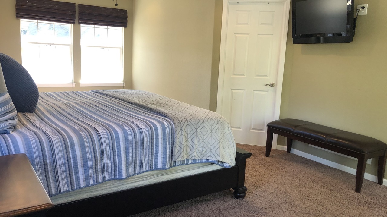 Photo of Bedroom in Gravois Mills