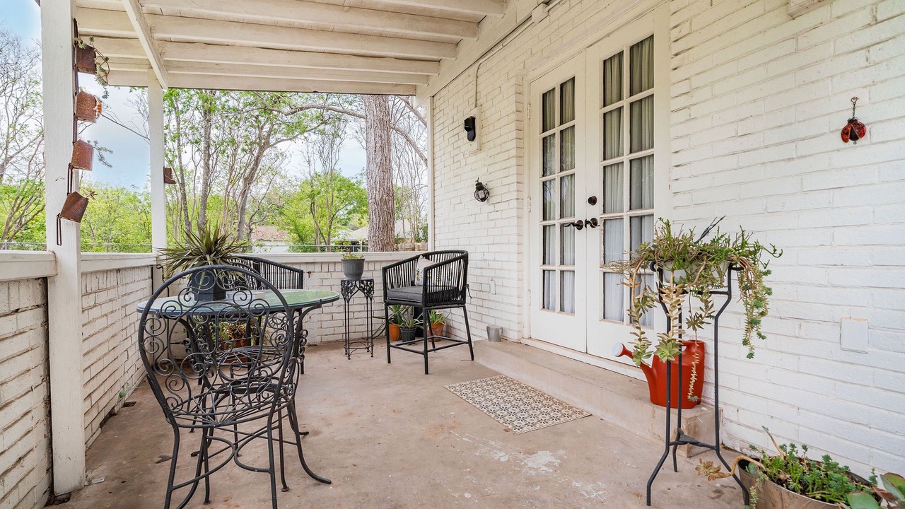 Photo of Outdoor in Lockhart