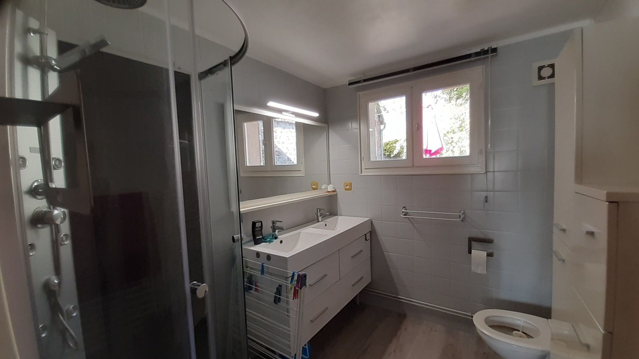 Photo of Bathroom in Les Andelys