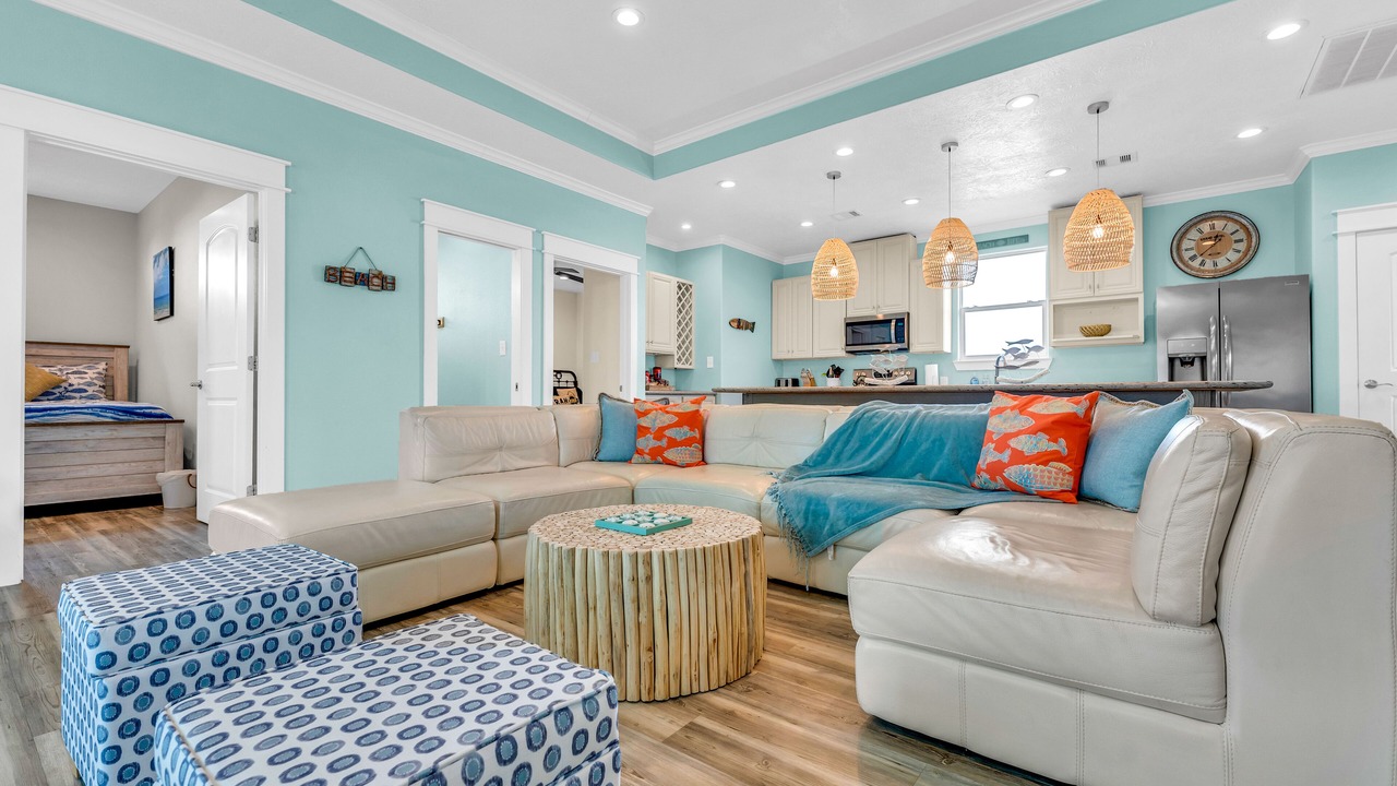 Photo of Livingroom in Crystal Beach