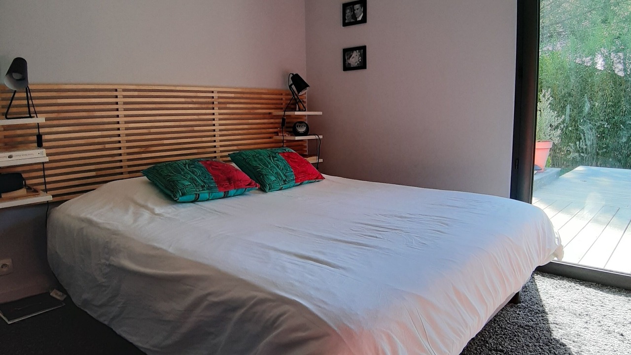 Photo of Bedroom in Saint-Mitre