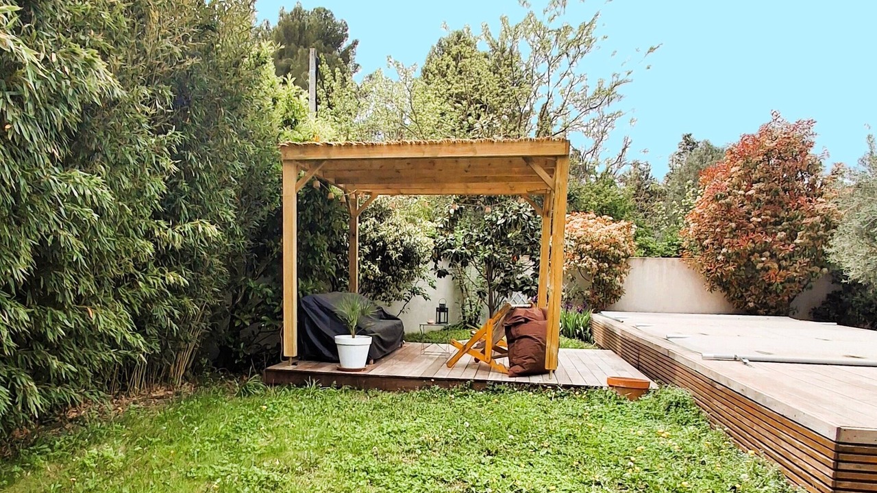 Photo of Outdoor in Saint-Mitre