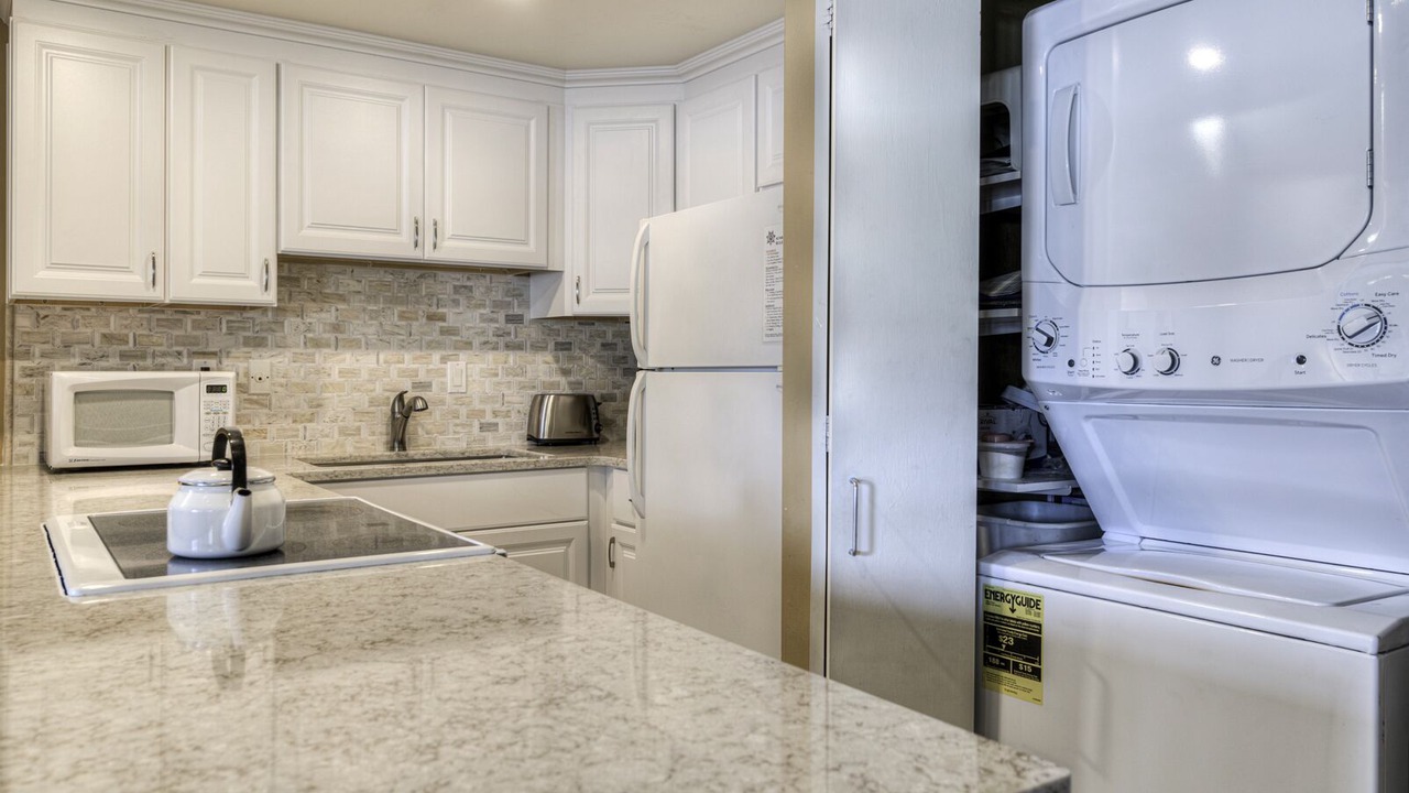 Photo of Kitchen in Overlook Park
