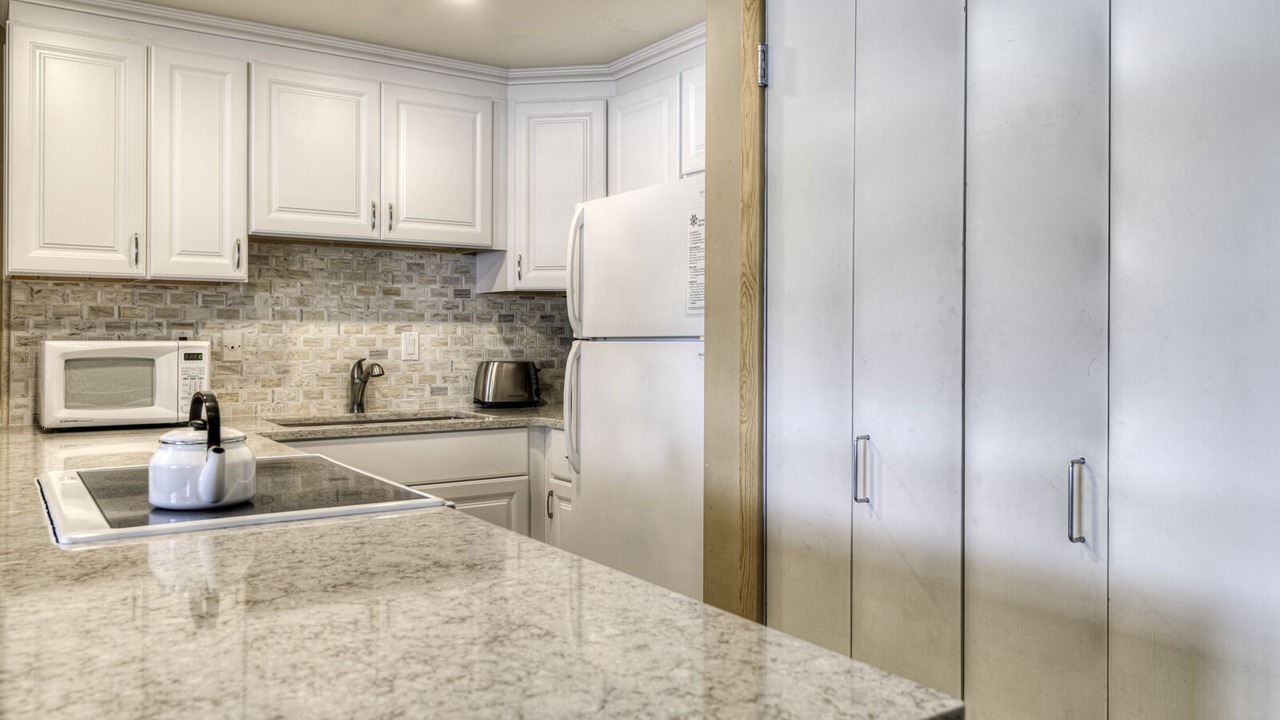 Photo of Kitchen in Overlook Park