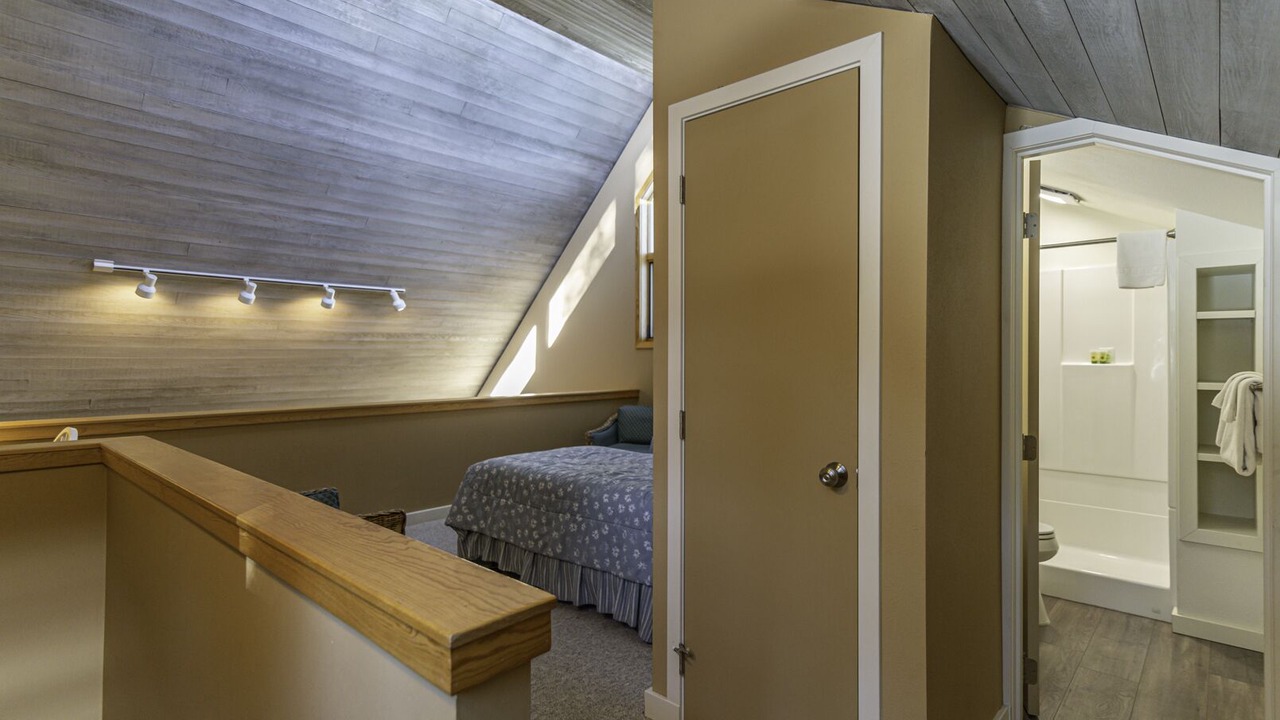 Photo of Bedroom in Overlook Park