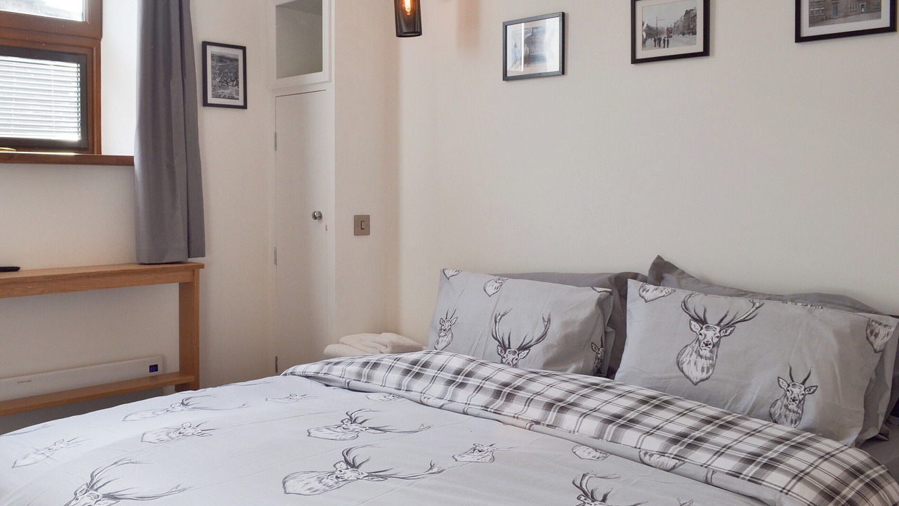 Photo of Bedroom in Padfield