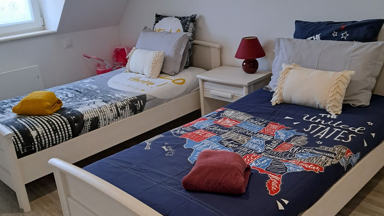 Photo of Bedroom in Pierre-de-Bresse