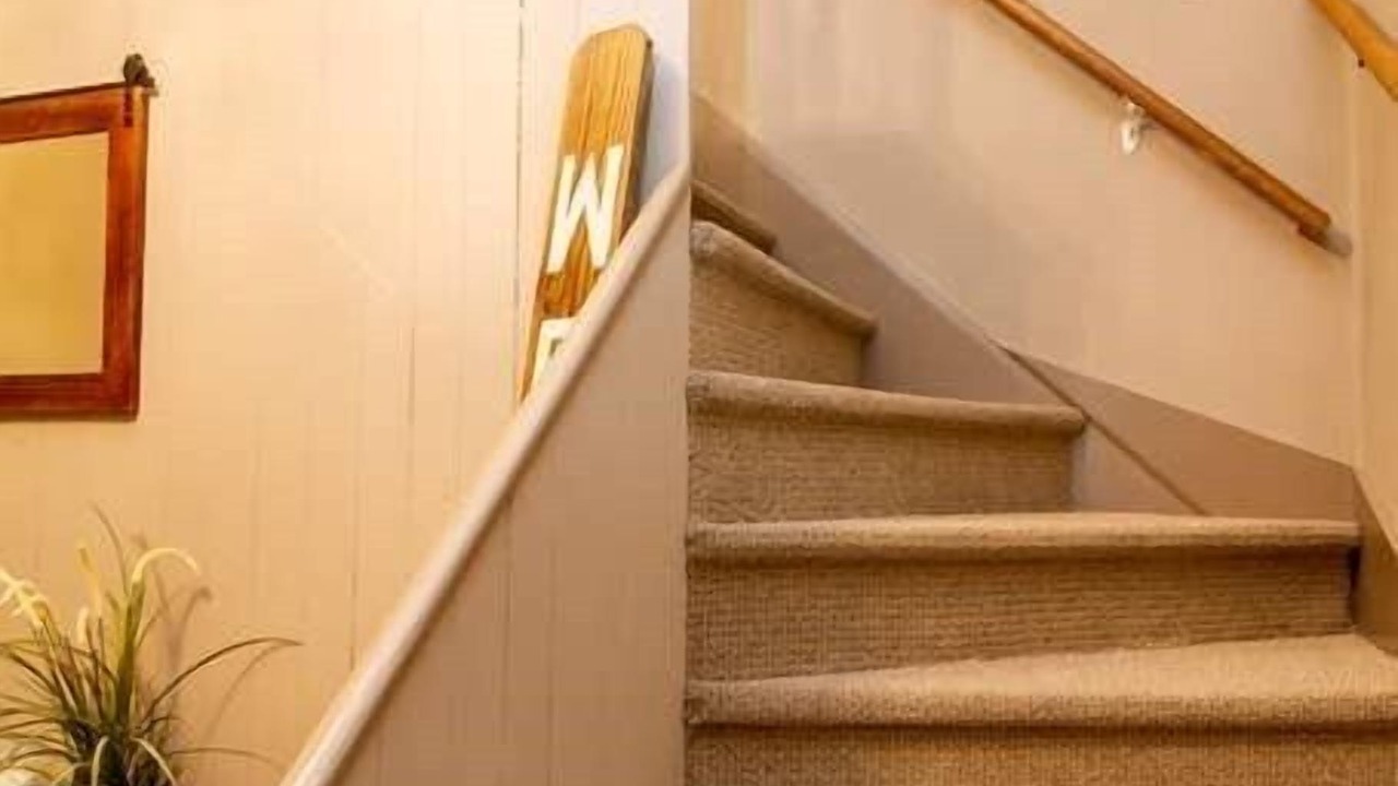 Photo of Others in Hermann