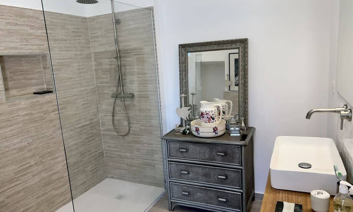 Photo of Bathroom in Cardo
