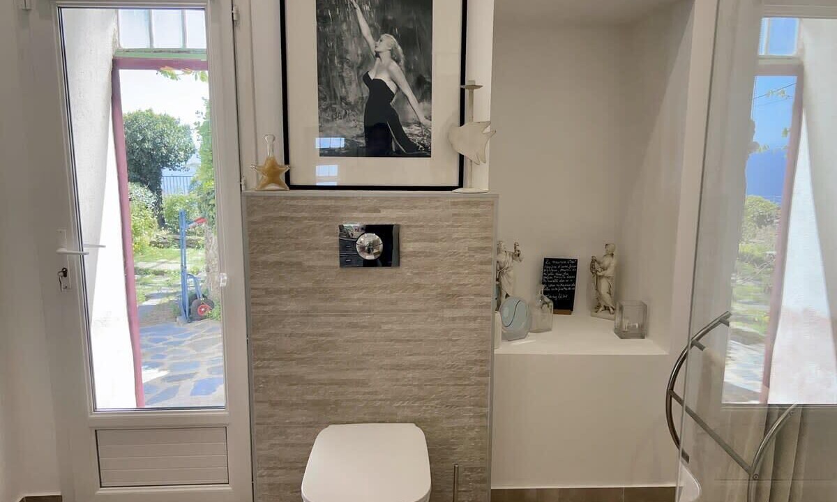 Photo of Bathroom in Cardo