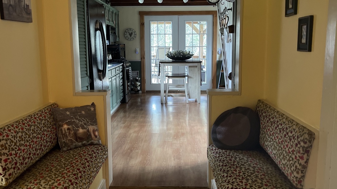 Photo of Others in Fleischmanns